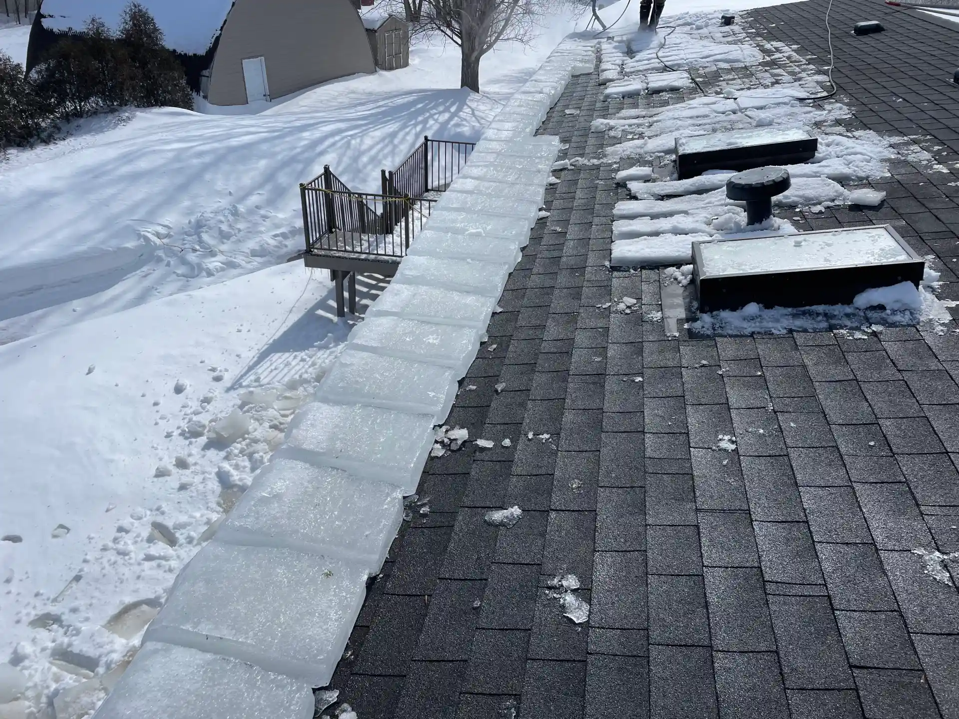 VT ice dam removal service