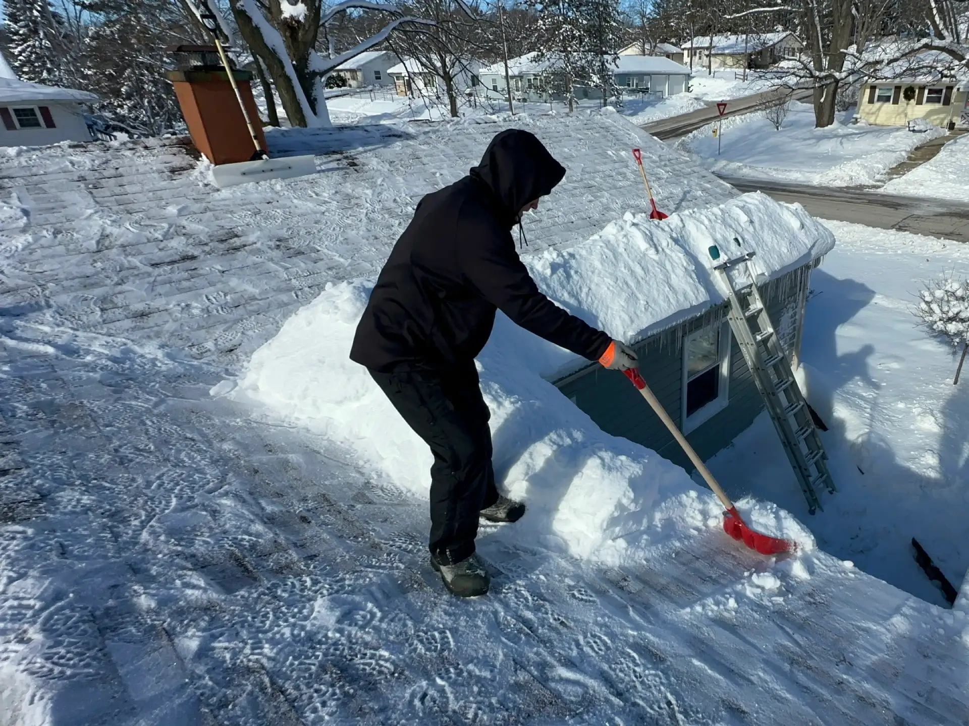 CA roof snow removal service