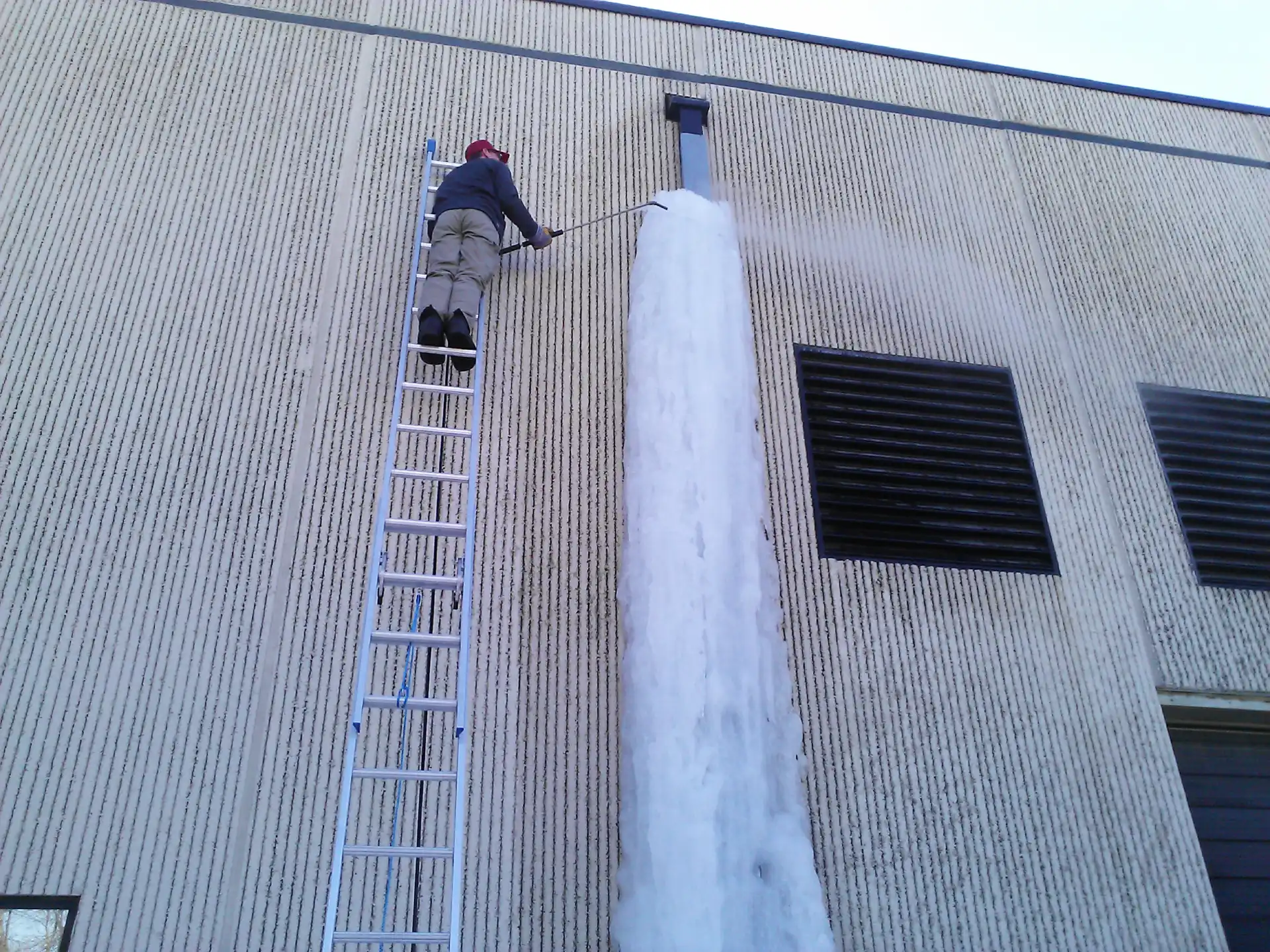 Ice Dam Steaming about us 15